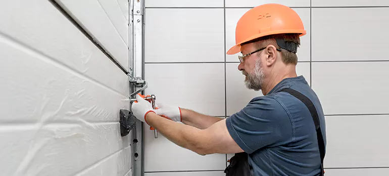 Commercial Garage Door Repair in Plant City, FL
