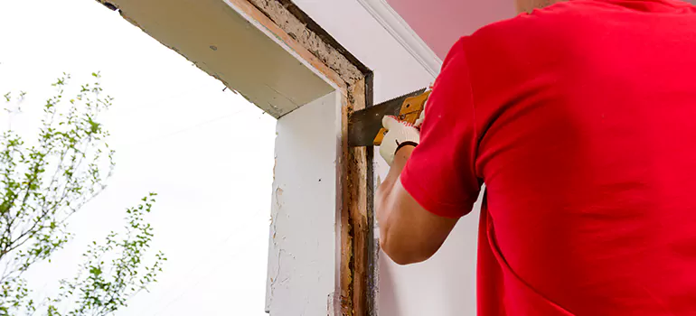 Residential Accordion Door Repair in Plant City, FL