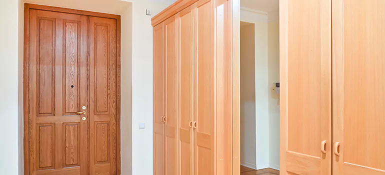 Glass Closet Door Repair in Plant City, FL